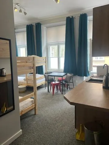 بيت شباب Plac Kolegiacki *