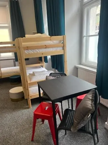 Plac Kolegiacki بوزنان